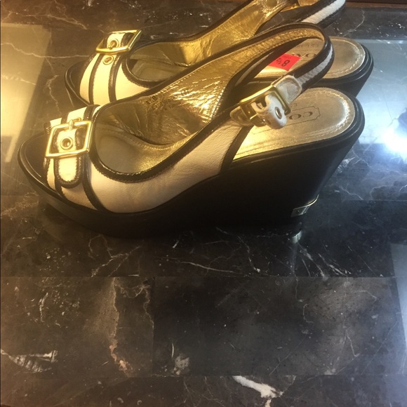 Shoes - Picture 13 of 14